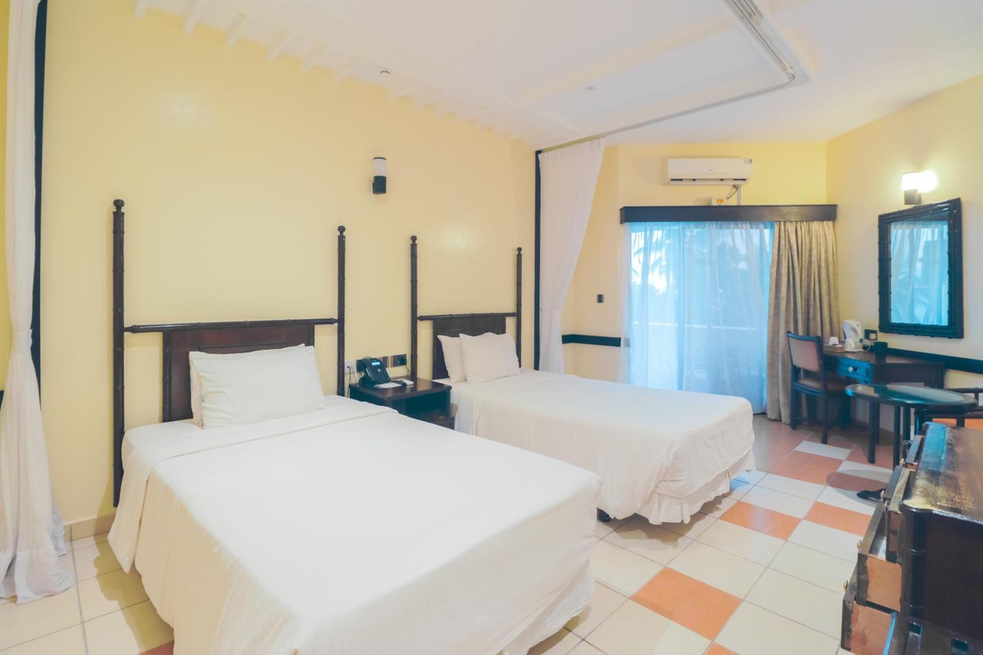 Mombasa Continental Resort Shanzu Dış mekan fotoğraf