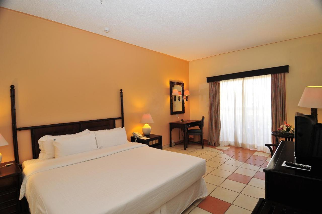 Mombasa Continental Resort Shanzu Dış mekan fotoğraf